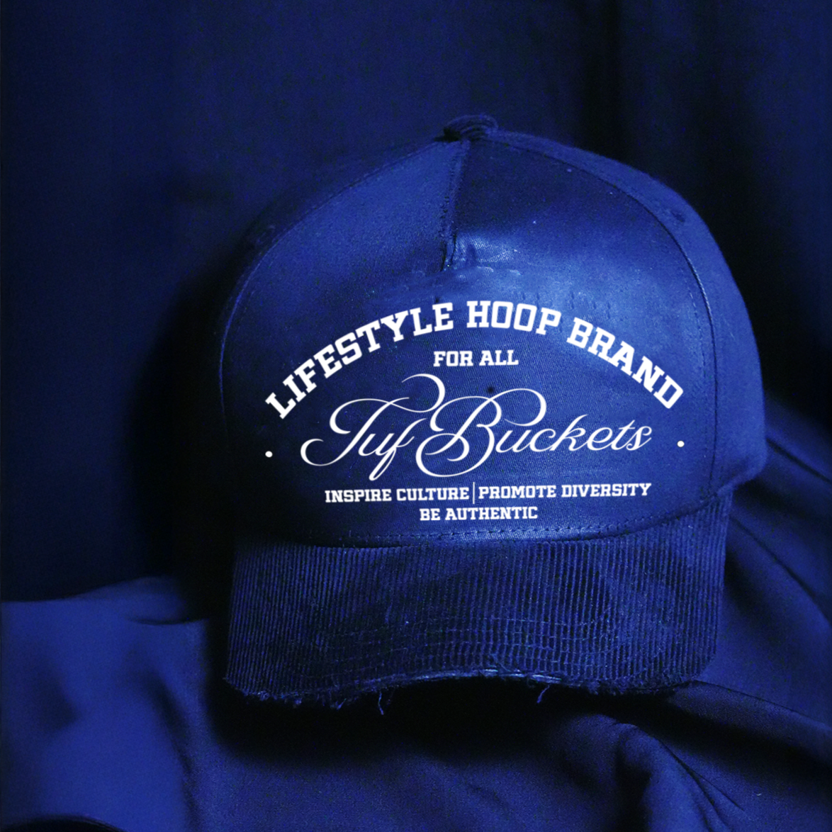 Cropped Cordurory Snap Back